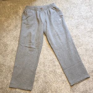 Nike Men’s XL Grey Sweatpants